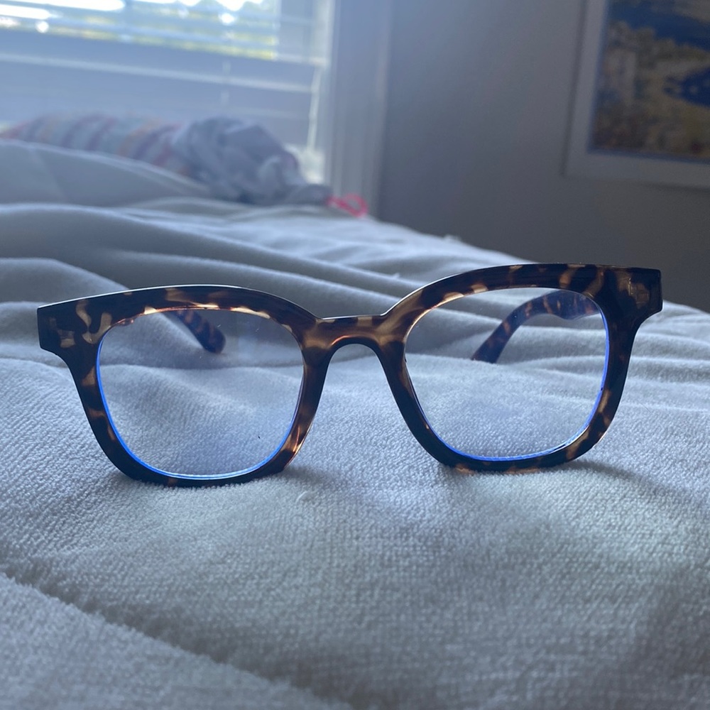 blue light glasses